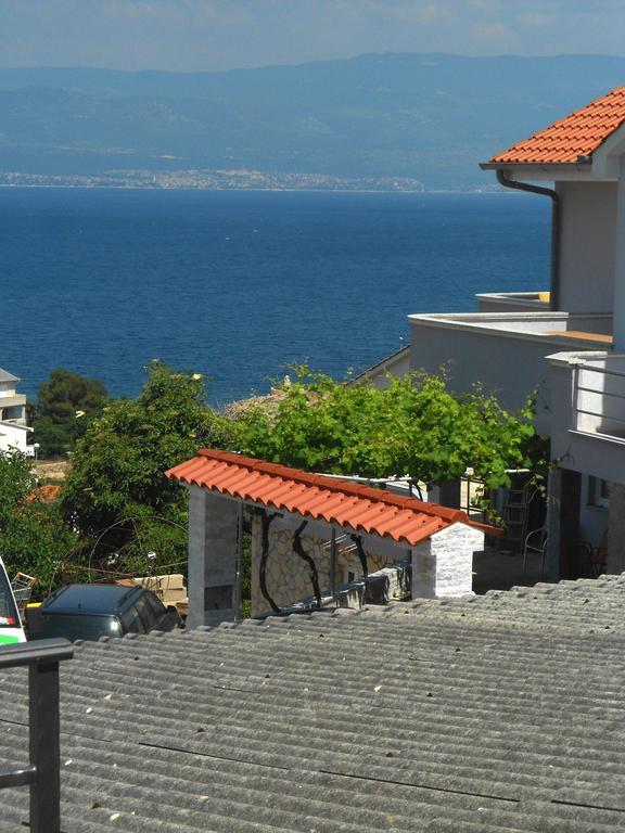 Apartment Andrija Vrbnik Exterior foto